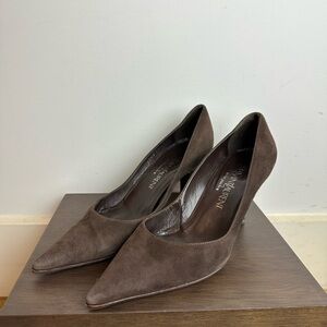 Yves Saint Laurent vintage YSL brown suede heels